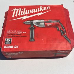 Milwaukee power drill
