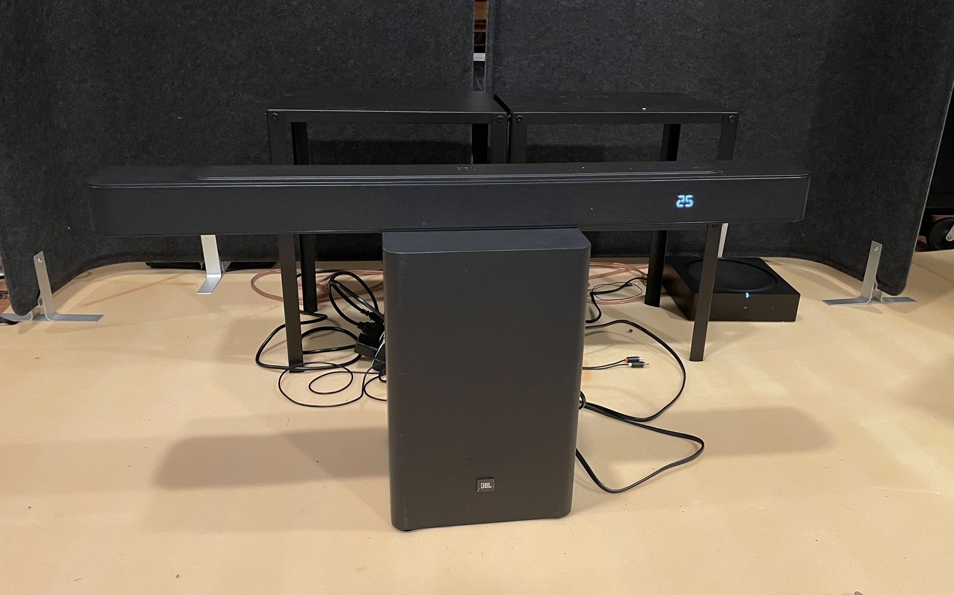 JBL - 2.1 Channel Soundbar with Wireless Subwoofer