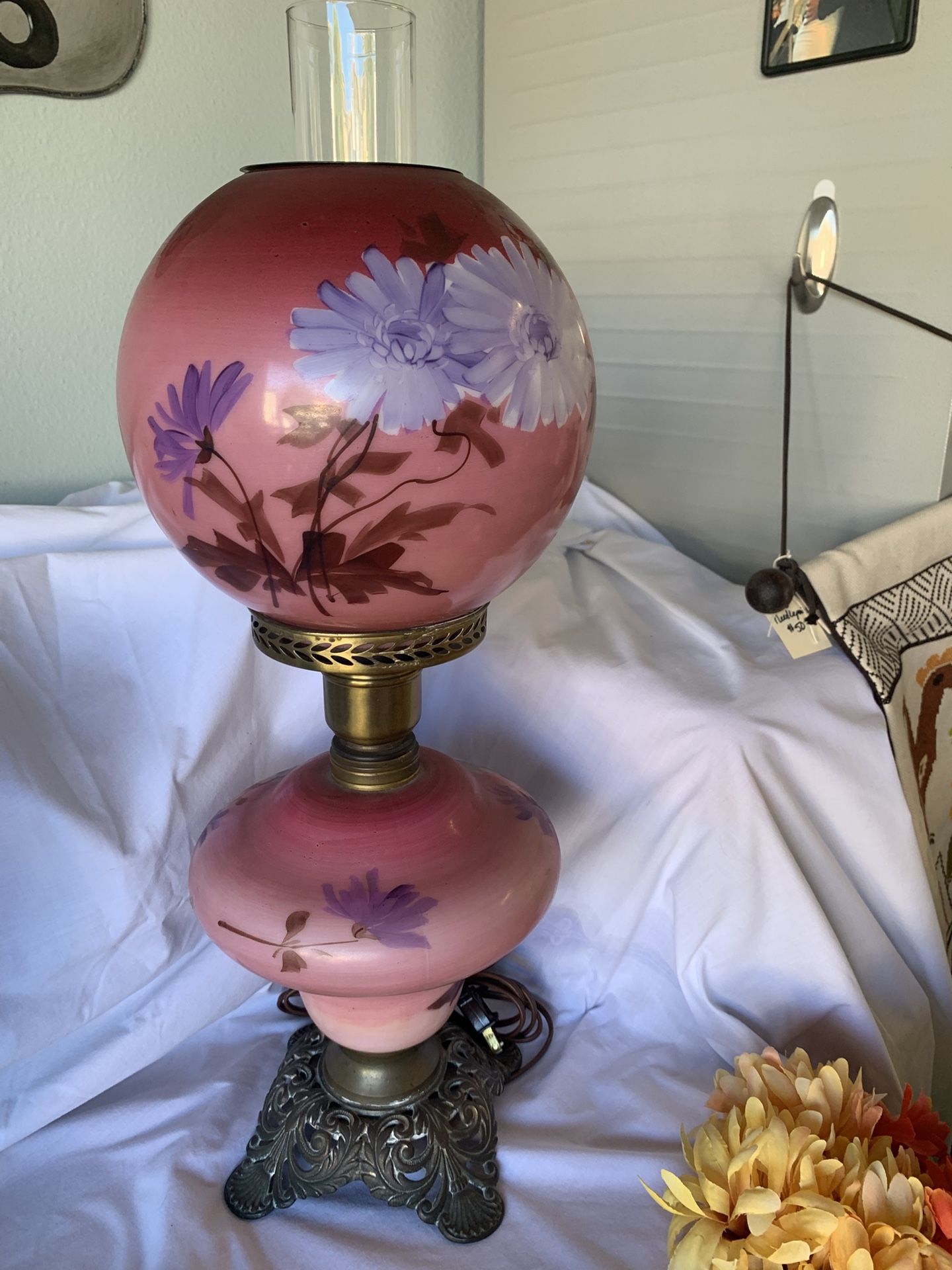 Antique Parlor Lamp Gone With The Wind Style