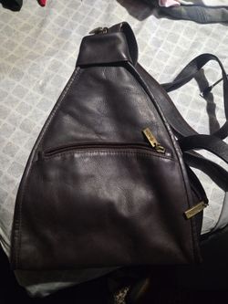 Graffes  vintage genuine leather sling bag.