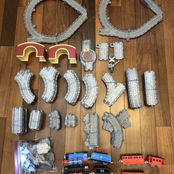 Thomas & Friends Take Along Train Set 90+ Pieces 