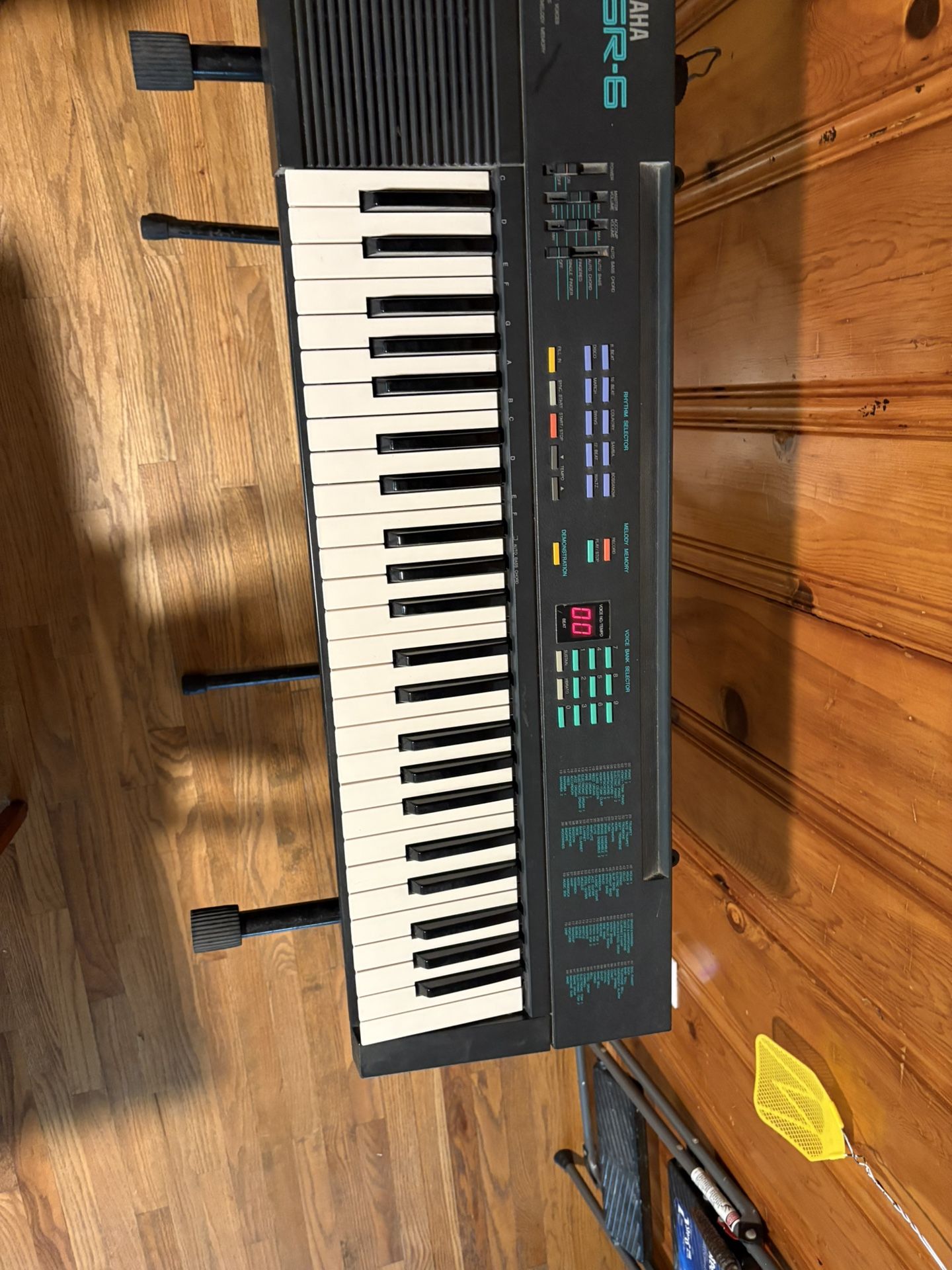 Yamaha PSR-6 Keyboard & Stand