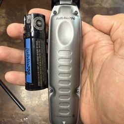 Babyliss Trimmer With Battery