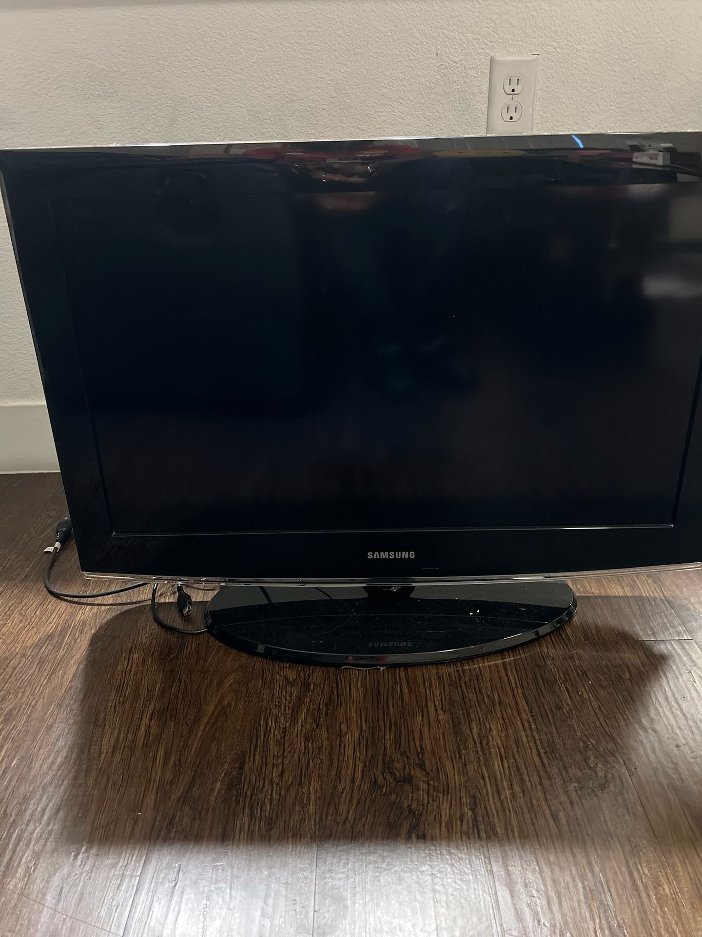 Samsung 26’ Monitor