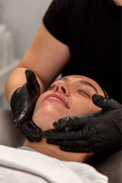 Facial
