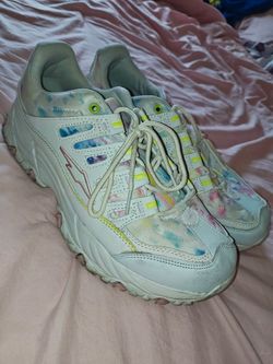 Random Women's shoes 11-12