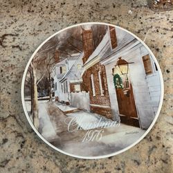 1976 Smucker Christmas Vintage Collector Plate