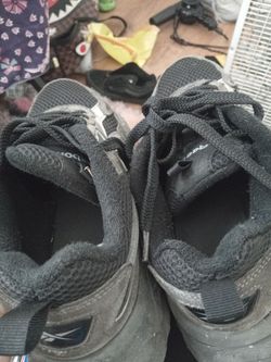 Reabook shose