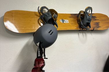 Arbor Snowboard with Bindings