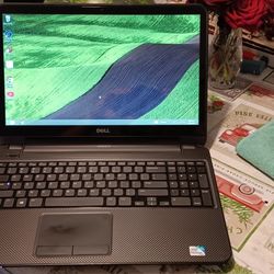 Dell 15in Inspiron 3521