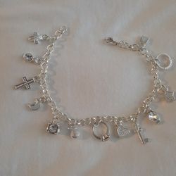 SILVERPLATED CHARM BRACELET 