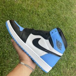 Jordan 1 Unc
