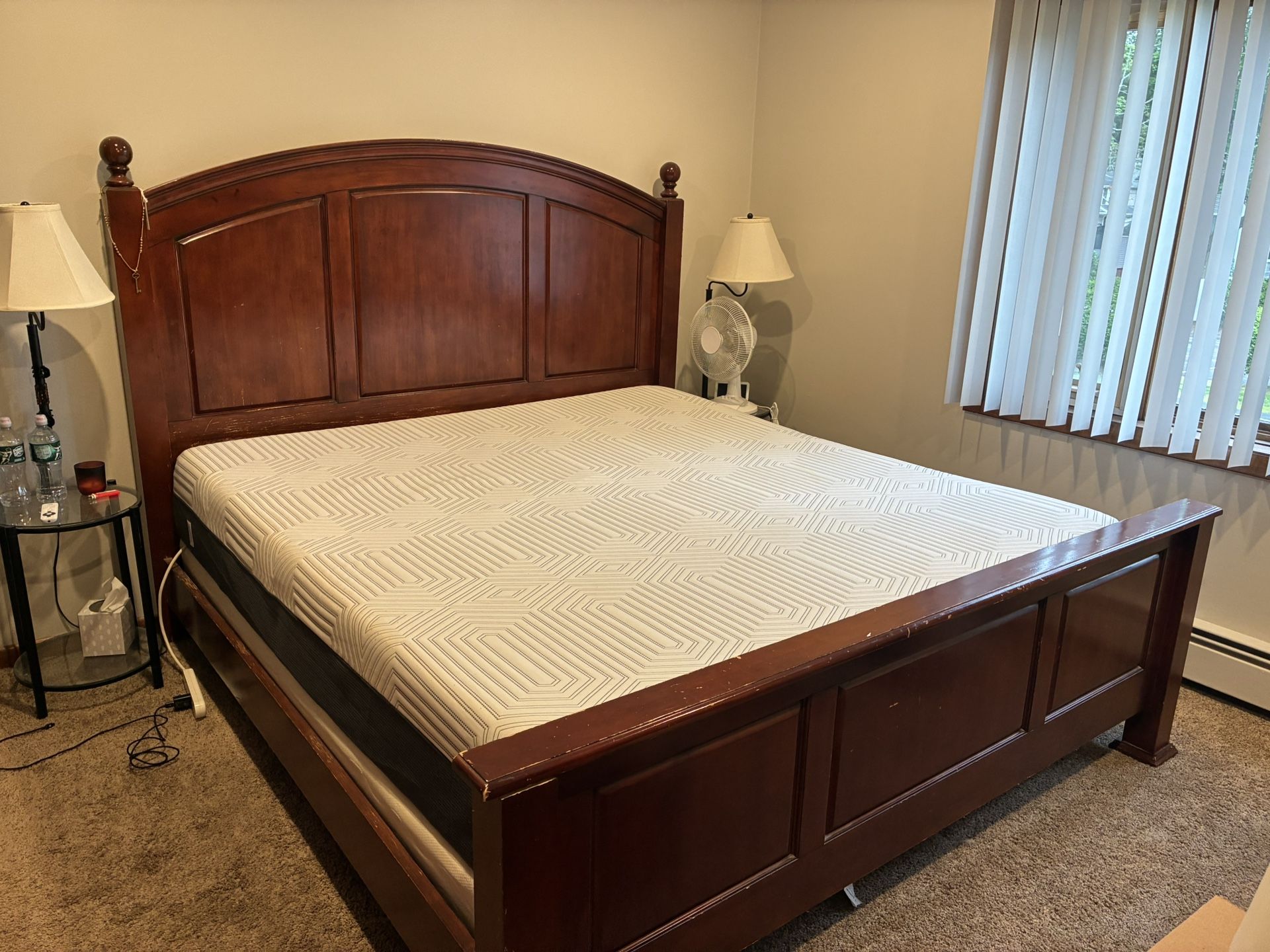 Kind Size Bed with solid wooden frame