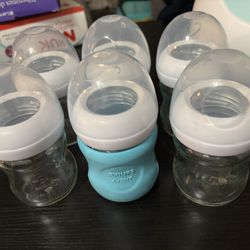 Avent Glass Bottles
