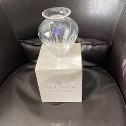 Royal Doulton Crystal Vase 6”