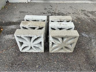 Cinder blocks *FREE*