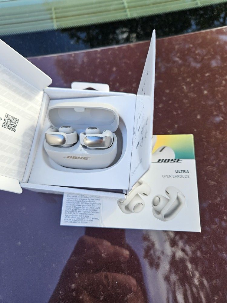 Bose Ultra Open Earbuds