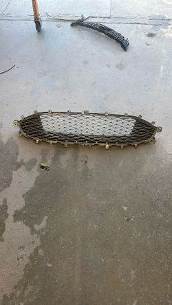 Ford Grill (Shoot A Price)