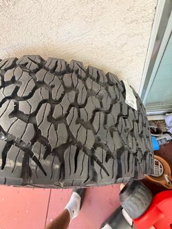 LT315/70R17 baja champion tires and pro comp wheels