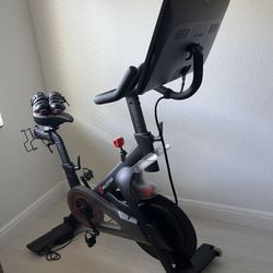 Peloton Bike with cycling shoes - 1st Generation