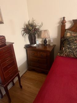 Small dresser to go with