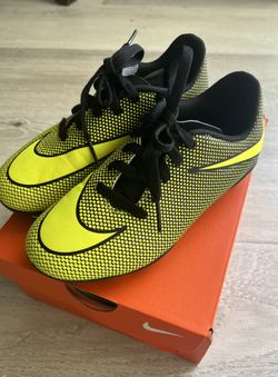 Nike Kids Soccer Cleats 12C