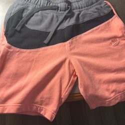 Medium Nike Shorts, Medium 
