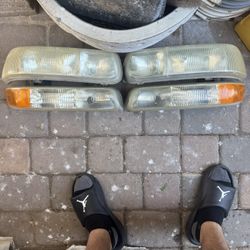 99-06 Chevy Tahoe Oem Headlights And Taillights Tail Lights 