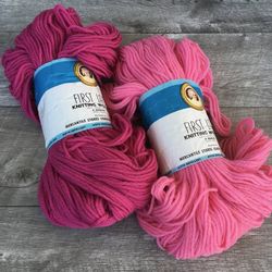 Lot 2 Vintage Skeins of First Lady Knitting Worsted Yarn
