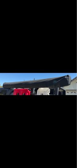 Overland Vehicle Systems Nomadic 270 Awning