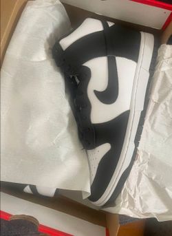 Nike  pandas  size  12