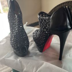 Christian Louboutin Bootie Pumps Black