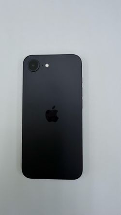 iPhone 16e