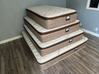 Queen Organic Cloud Edition Europillow Top 12inch Matres!!