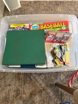 Tote full of 1990s baseball cards