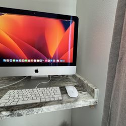 Upgraded 2017 21.5” iMac with 256 GB SSD 16GB DDR4 RAM Intel Core i5 2.3GHz Dual Core with Intel Iris 640 Graphics