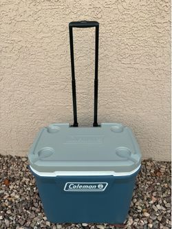 Coleman Cooler w Wheels
