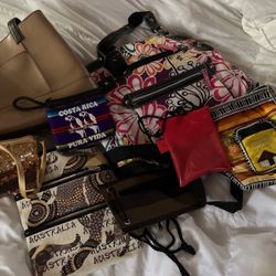 8 Pre-owner Purses Look New $30 Total 