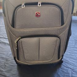 Suit Case - Carry-on - Silver