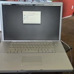 Mac Book Pro 17" 