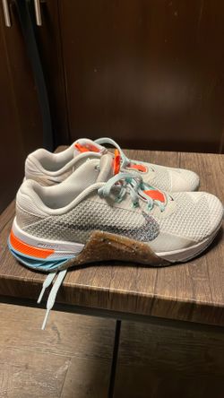 Light Bone Platinum Tint/women Size 8.5