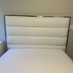 White Bedroom Furniture Set