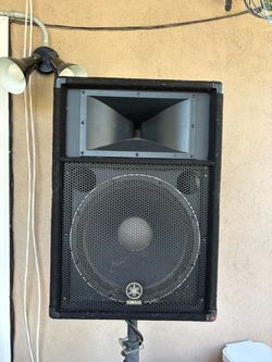 Yamaha Speakers