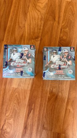 2025 Topps Chrome Football NFL Mega Box 10x