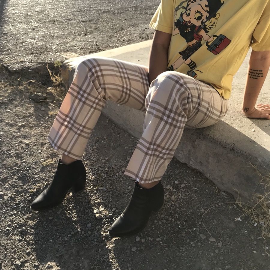 Vintage Burberry all over pattern pants