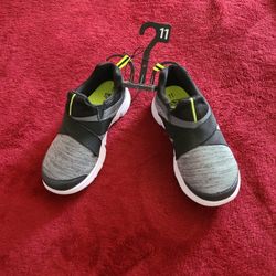Boys Shoes Size 10 