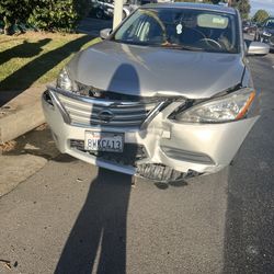 2015 Nissan Sentra – Runs & Drives – Front End Damage – Clean Title
