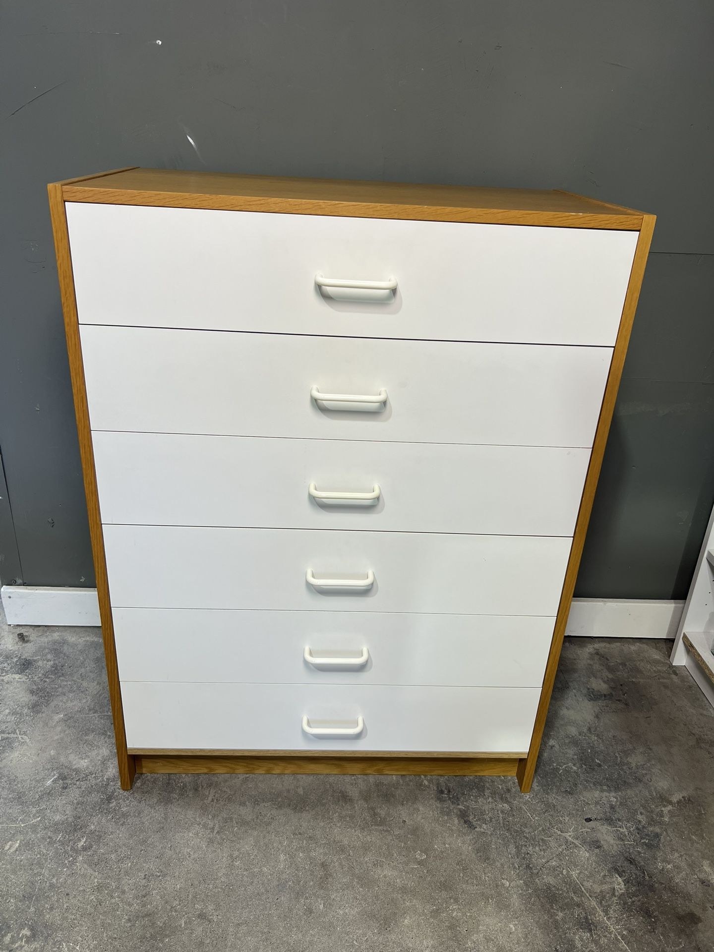 6 Drawer Dresser
