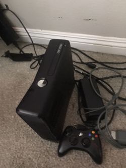 Xbox 360 With Controller