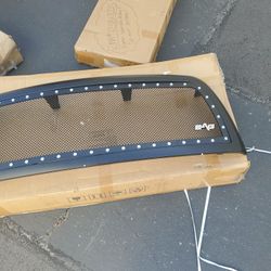 EAG DODGE RAM PACKAGED GRILLE 2500/3500 FITS 2010-2012